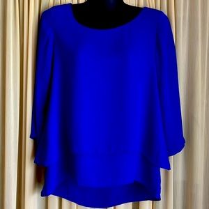 🛍The Limited women royal blue blouse 🌟